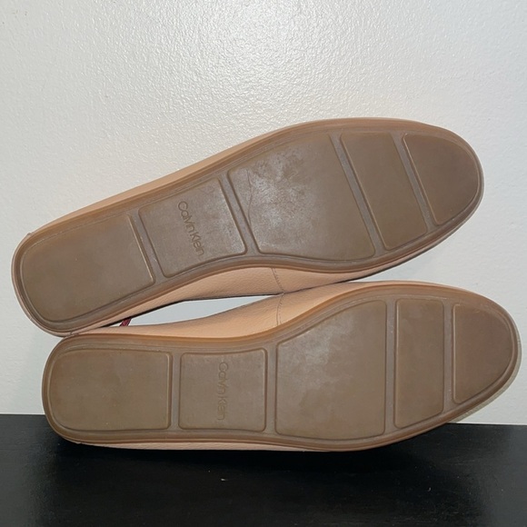 Anthropologie Calvin Klein Leta Leather Flats/Slip Ons. Size 9. Rubber Soles - Picture 9 of 13